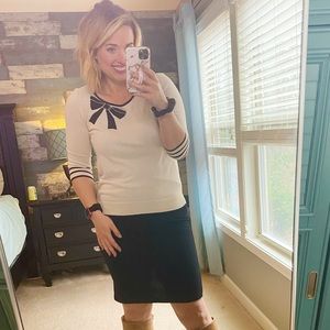 Puff shoulder bow sweater